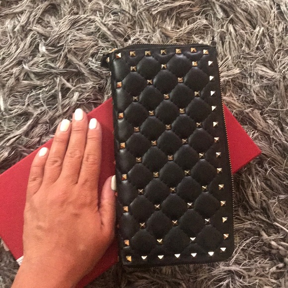 Valentino Garavani rockstud zip around wallet - Picture 5 of 5